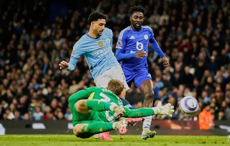 Η Λέστερ υποβιβάστηκε στη League One δέκα χρόνια μετά