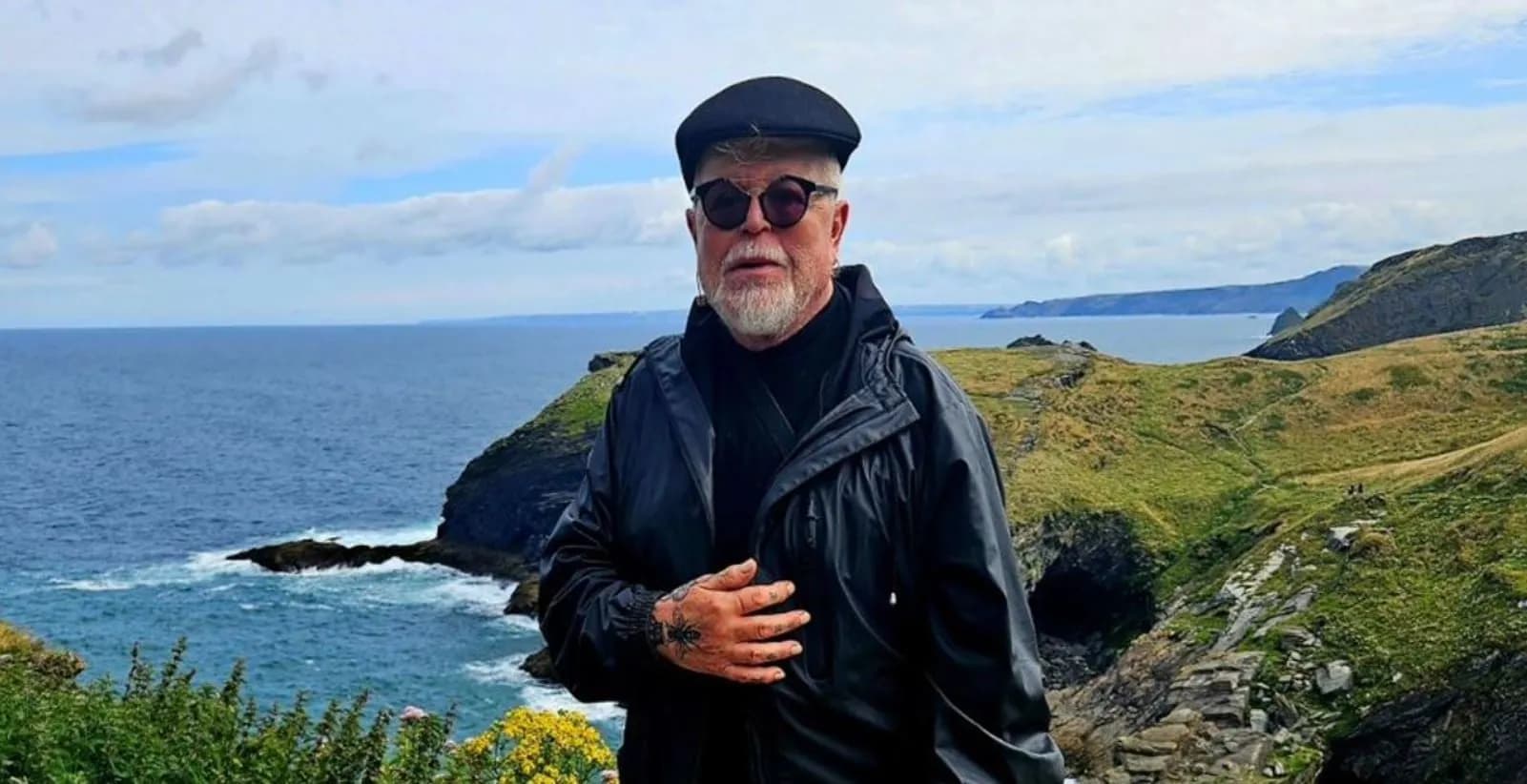 Ο Νίκος Αποστολόπουλος: Εγχείρηση μηνίσκου με πλάκες χρυσού