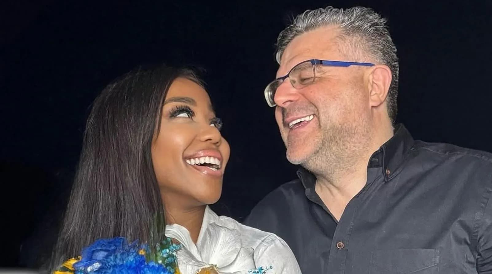 Η Ελίζαμπεθ Ελέτσι είναι έγκυος στο πρώτο της παιδί