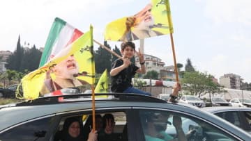 Χιλιάδες εκτοπισμένοι Λιβανέζοι επιστρέφουν στα σπίτια τους