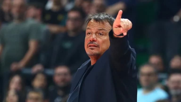 Ο Άταμαν εξαίρει τον Μαρτίνεθ πριν τα play-offs