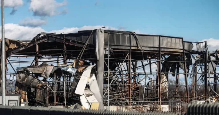 Ο ιδιοκτήτης της Βιολάντα ενώπιον ανακριτή για την έκρηξη