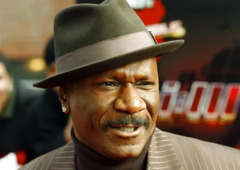 Ο Βινγκ Ρέιμς κατέρρευσε σε εστιατόριο του Λος Άντζελες