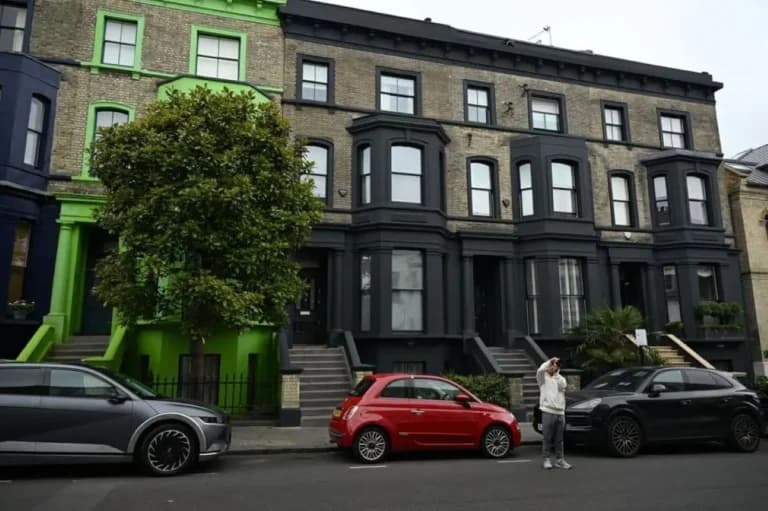 Τα μαύρα σπίτια στο Notting Hill φέρνουν κι άλλους τουρίστες