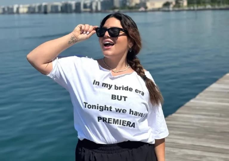 Η Δανάη Μπάρκα επιβεβαιώνει τον γάμο με τον Φάνη Μπότση