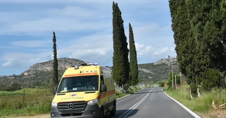 Τροχαίο στην Κέρκυρα: Τραυματίστηκαν μητέρα και γιος τουρίστες