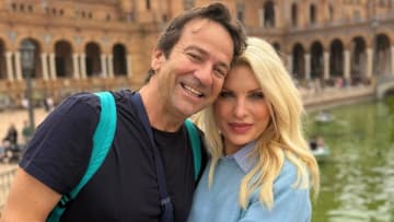 Η Ελένη Μενεγάκη κάνει διακοπές στην Ισπανία