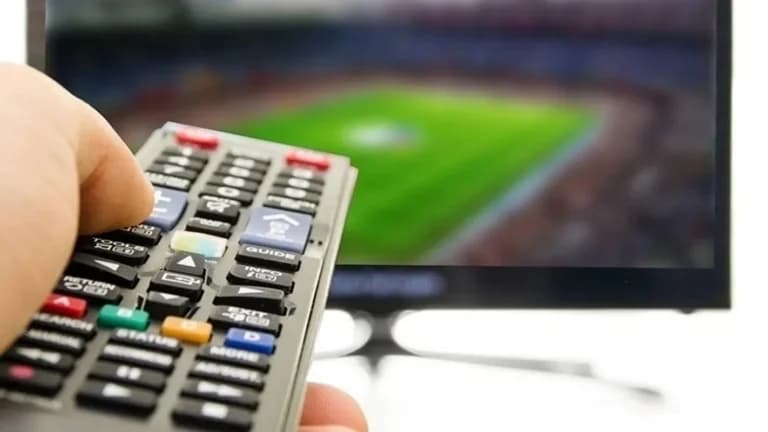 Το αθλητικό πρόγραμμα της Κυριακής με Super League και MotoGP