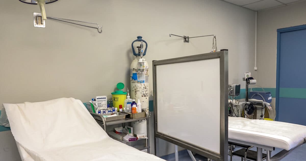 Ο 70χρονος γυναικολόγος της Ρόδου αφέθηκε ελεύθερος με περιοριστικούς όρους