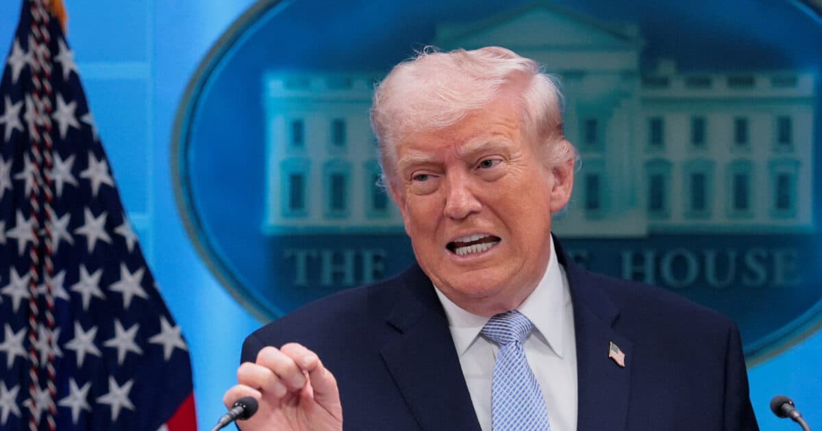 Ο Τραμπ δηλώνει: Ο πόλεμος με το Ιράν τελειώνει