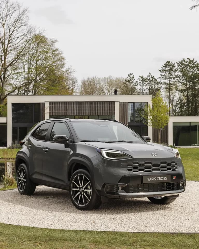 Το Toyota Yaris Cross Hybrid ανανεώνεται για το 2026