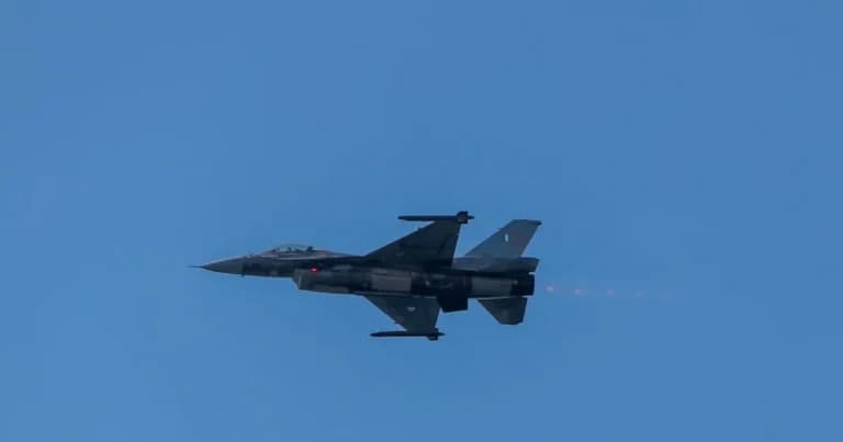 Τουρκικές παραβιάσεις στο Αιγαίο: 9 παραβάσεις και 5 παραβιάσεις