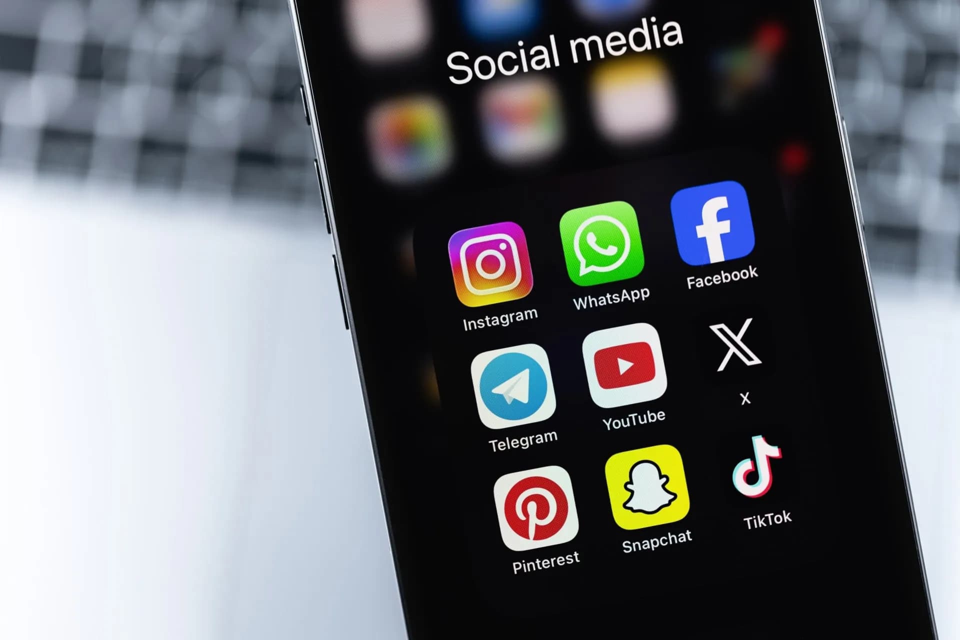 Το iOS 14.5: Το κουμπί που κόστισε 10 δισ. στη Meta