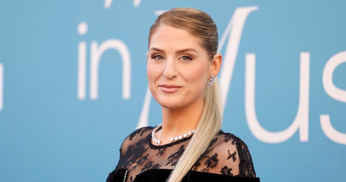 Μέγκαν Τρέινορ: Η κριτική για την παρένθετη μητέρα και τα δάκρυα