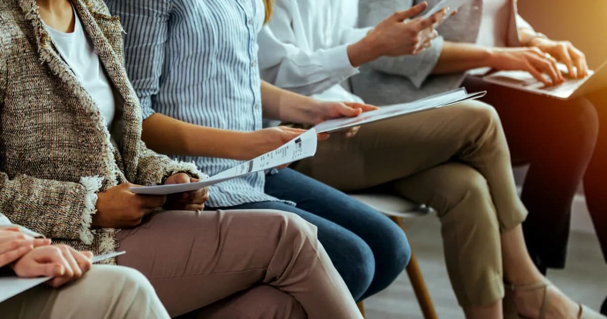 Οι εγγεγραμμένοι άνεργοι ΔΥΠΑ μειώθηκαν 7% τον Μάρτιο 2026