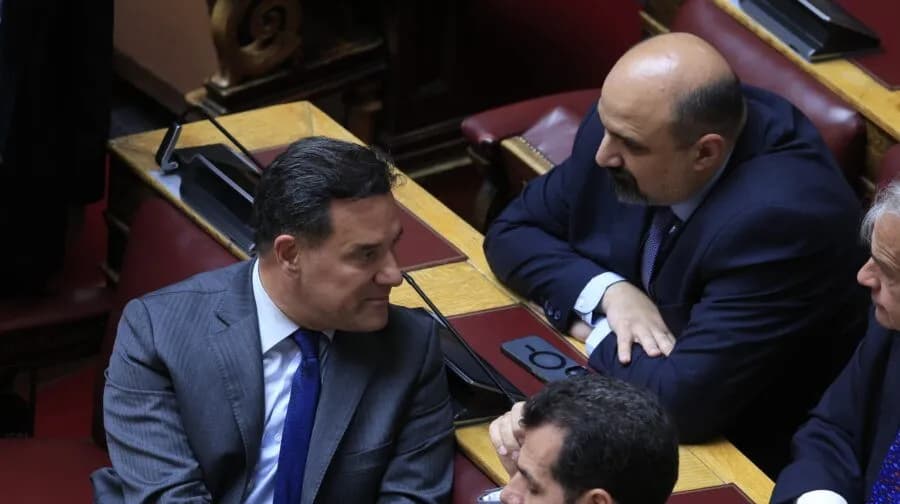 Η Κωνσταντοπούλου «καίει» τη ΝΔ για άδεια έδρανα και ΟΠΕΚΕΠΕ