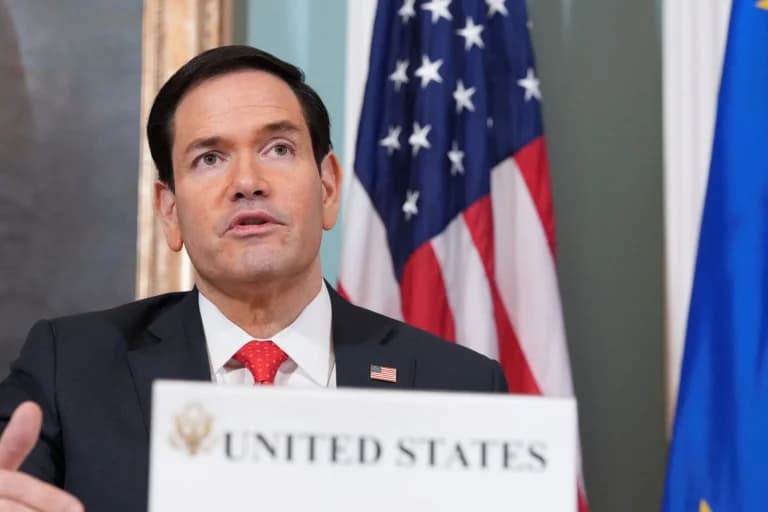 Ο Ρούμπιο για Στενό Ορμούζ: «Οικονομικό πυρηνικό όπλο»