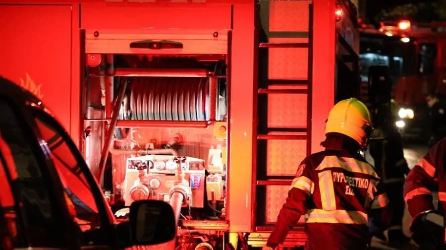 Φωτιά σε εκκοκκιστήριο βάμβακος στη Βοιωτία