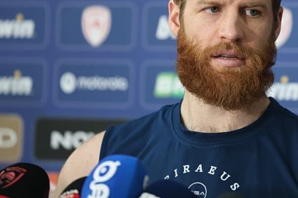 Ο Γουόκαπ για το διαβατήριο: «Είμαι περήφανος Έλληνας»