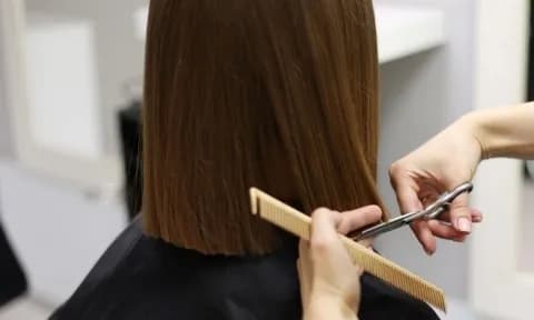 Η ΑΑΔΕ «κούρεψε» κομμώτρια για 472.000 ευρώ αδήλωτα