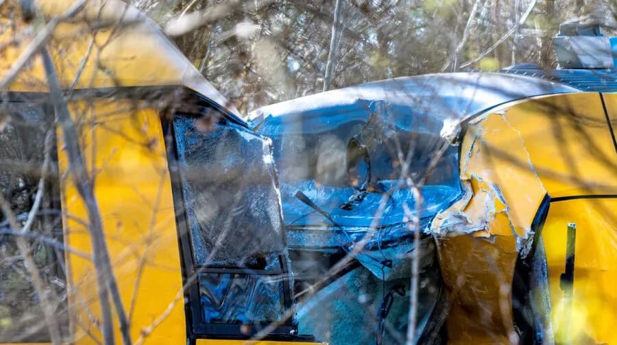 Μετωπική σύγκρουση τρένων στη Δανία με 17 τραυματίες