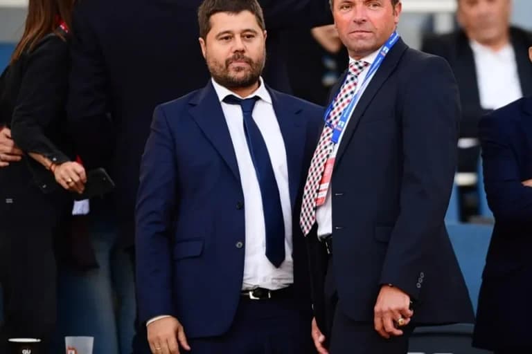 Οι Έλληνες διαιτητές συγχαίρουν τον Ευαγγέλου για τον τελικό Κυπέλλου