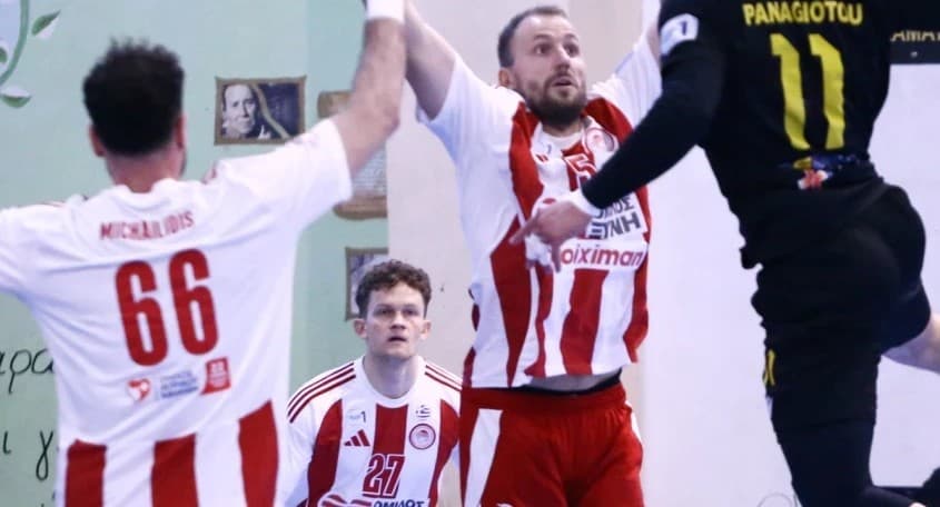 Η ΑΕΚ στους τελικούς χάντμπολ με αντίπαλο τον Ολυμπιακό