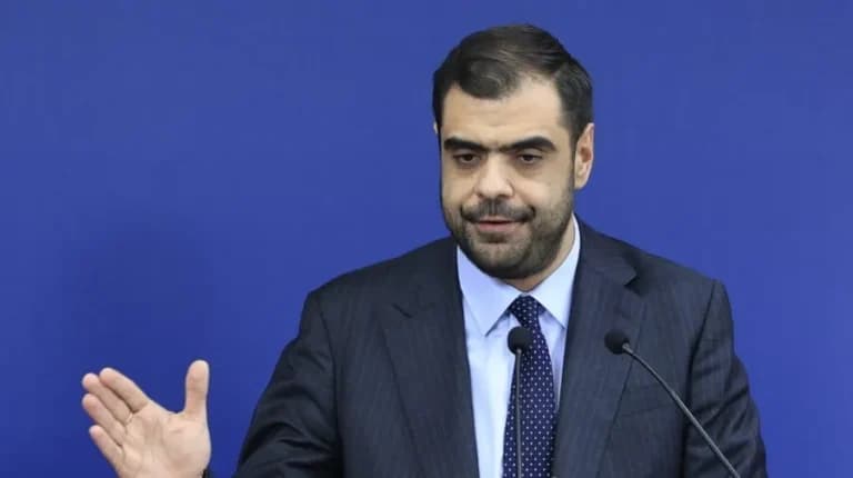 Ο Μαρινάκης επιτίθεται στον Ανδρουλάκη για τις υποκλοπές