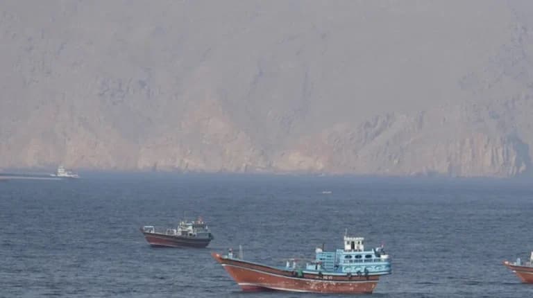 Επίθεση Ιρανών στο ελληνικό «Epaminondas» ανοιχτά Ομάν