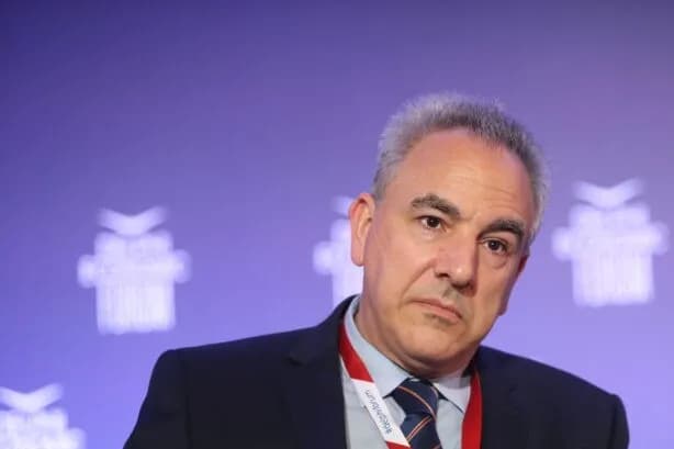 Ο Ντόκος στους Δελφούς: Σε επιφυλακή για υβριδικές απειλές