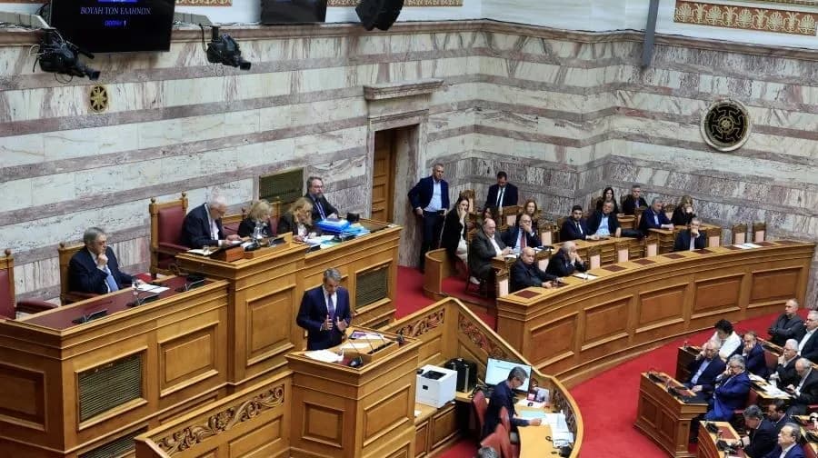 Η ΝΔ τριχοτομημένη στην κρίσιμη ψηφοφορία για ΟΠΕΚΕΠΕ