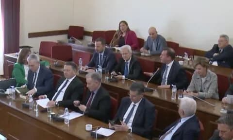 Ο Δουδωνής σε σφοδρή ρήξη με την Κωνσταντοπούλου στη Βουλή