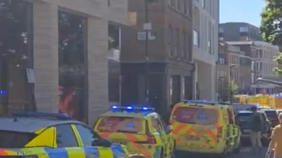 Σοβαρό περιστατικό στον σταθμό Farringdon του Λονδίνου