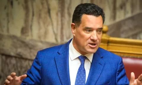 Ο Γεωργιάδης απαντά στην ειδικευόμενη της Σάμου