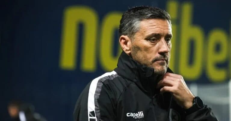 Ο Κέρκεζ αποκλείστηκε επτά αγωνιστικές από τη Super League