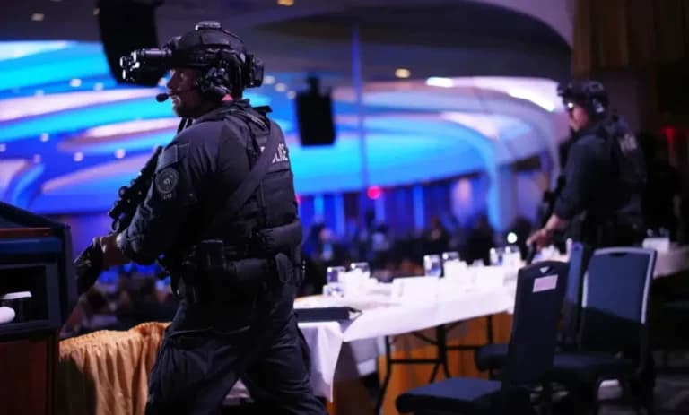 Η επίθεση στο δείπνο των ανταποκριτών του Τραμπ