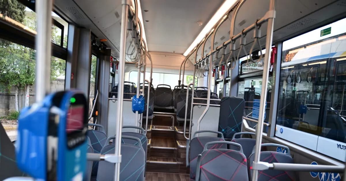 Η συμμορία 7 Ρομά συνελήφθη για ληστεία σε λεωφορείο