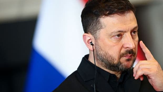 Ο Ζελένσκι προειδοποιεί για εμπλοκή Λευκορωσίας στον πόλεμο