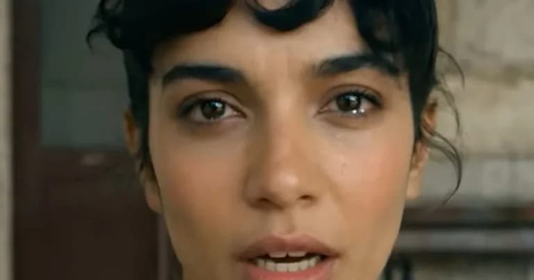 Η Lolita Cercel, η AI τραγουδίστρια που διχάζει τη Ρουμανία