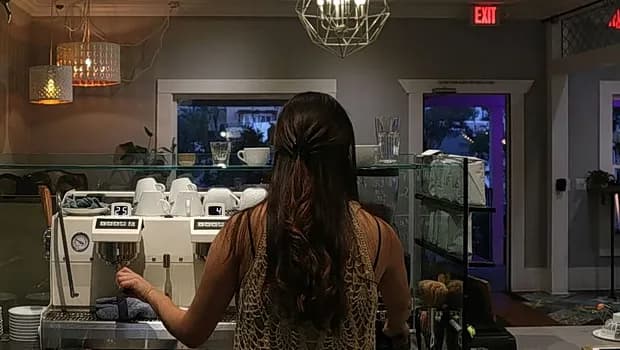 Η αδήλωτη εργασία στην Ελλάδα πάνω από τον μέσο ΕΕ