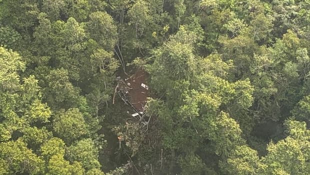 Συντριβή ελικοπτέρου στην Ινδονησία: 8 νεκροί στη Βόρνεο