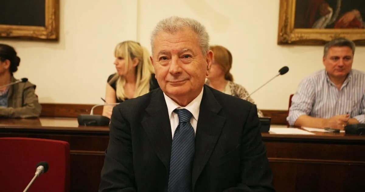 Ο ιατροδικαστής Καλόγρηας: Δύο θανατηφόρα τραύματα στον Βαλυράκη