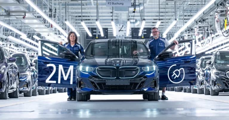 Το BMW Group ξεπέρασε τα 2 εκατομμύρια ηλεκτρικά οχήματα