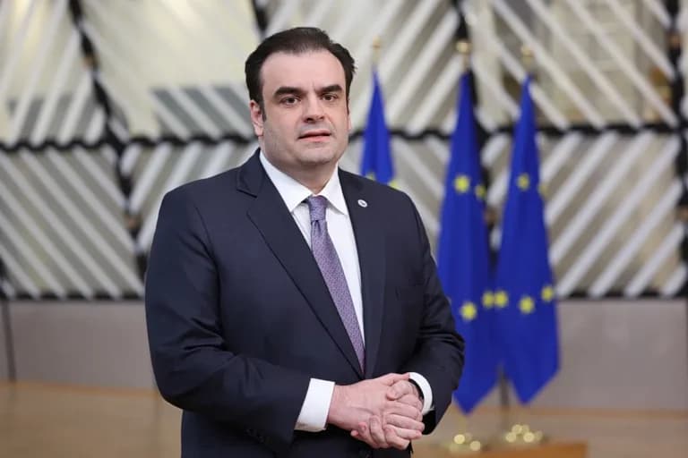 Ο Πιερρακάκης: Η Ελλάδα 1η παγκοσμίως σε μείωση χρέους