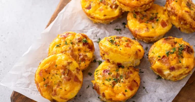 Egg Muffins με Cottage και Λαχανικά για Γρήγορο Πρωινό