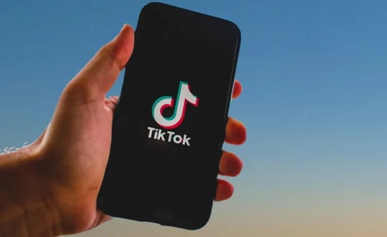 Το TikTok Go φέρνει κρατήσεις ταξιδιών στην πλατφόρμα