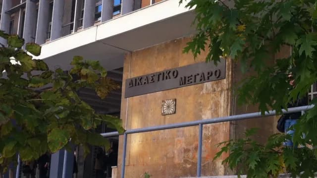 Ελεύθερος με όρους ο 37χρονος που βιντεοσκόπησε γυναίκα σε τουαλέτες
