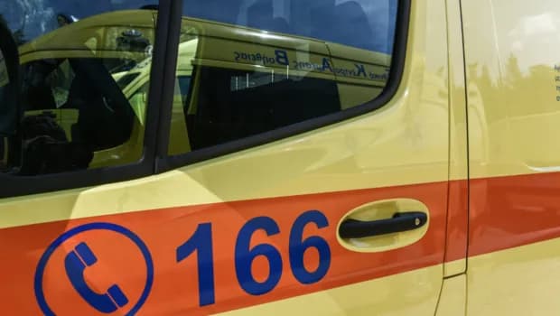 Τροχαίο στον Βόλο: Παρέσυρε τη μητέρα της βάζοντας όπισθεν