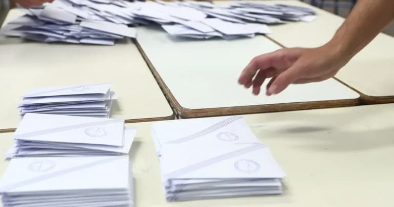 Δημοσκοπήσεις: Η ΝΔ πρώτη αλλά το 71% θέλει αλλαγή