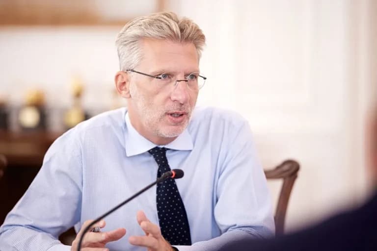 Ο Σκέρτσος για το brain drain: Η Ελλάδα ανακτά τους πολίτες της